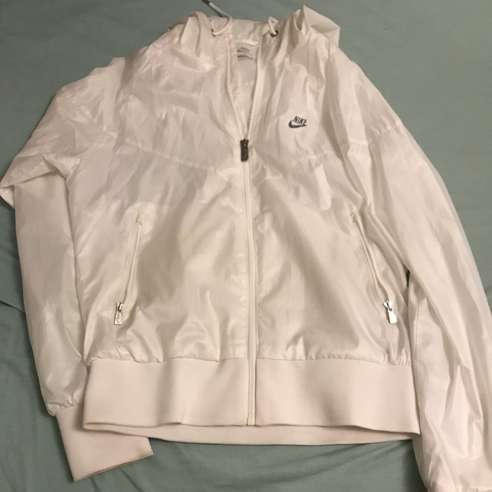 Nike white windbreaker - size medium - brand new